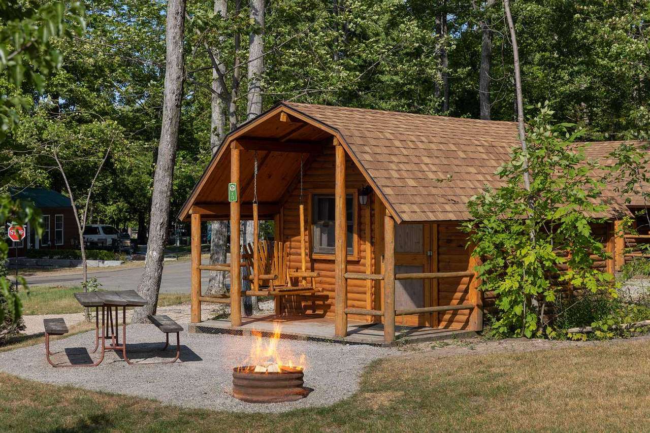 1 Room Camping Cabin