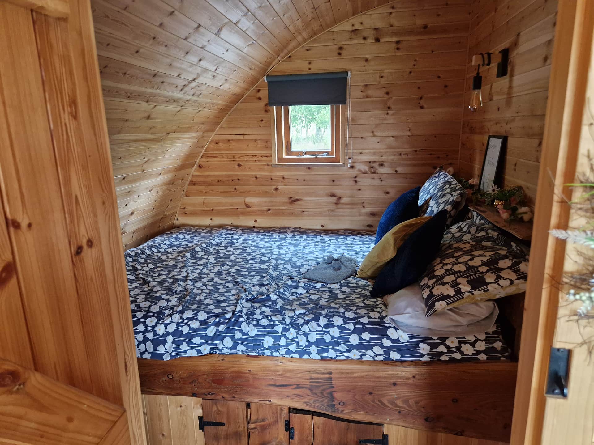Cwmllwyd Getaways