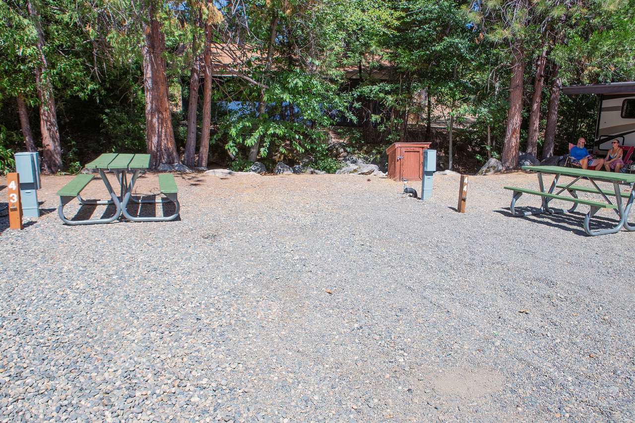 Outdoorsy Yosemite Campground