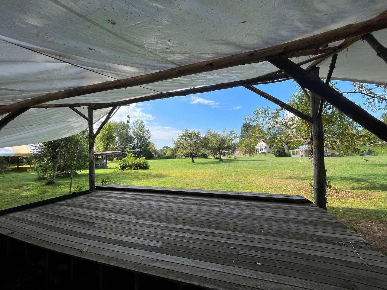 Stage/tent platform