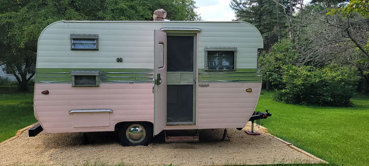 The Rosebud Retreat