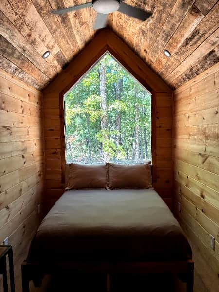 Jasper Hideaway
