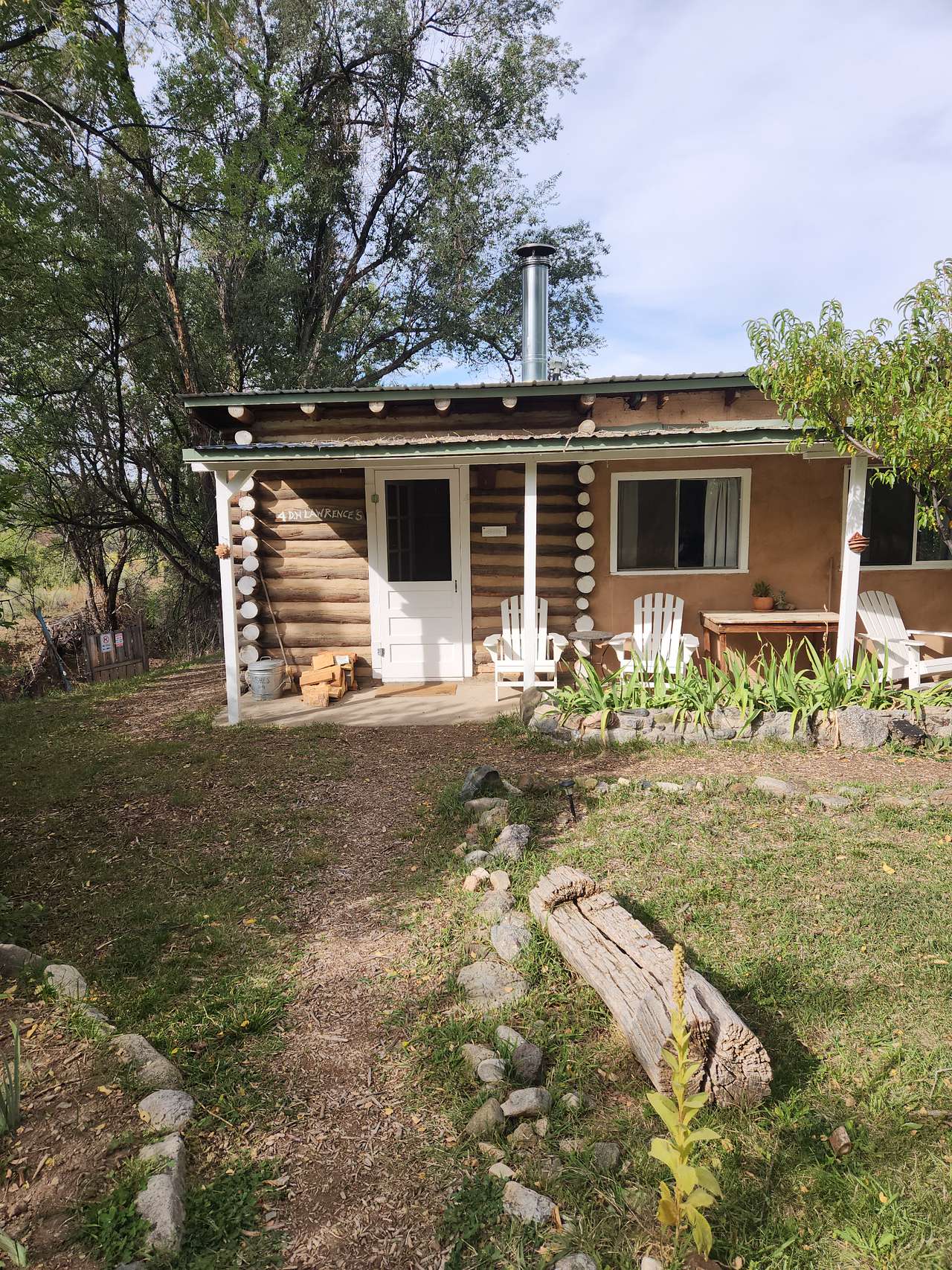 D.H.Lawrence cabin