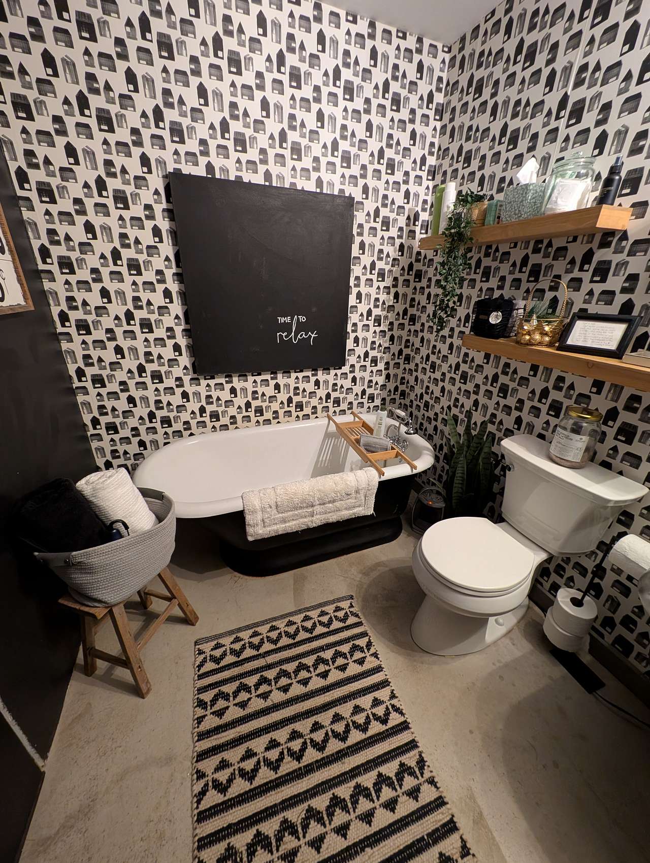 Full bath (detached)