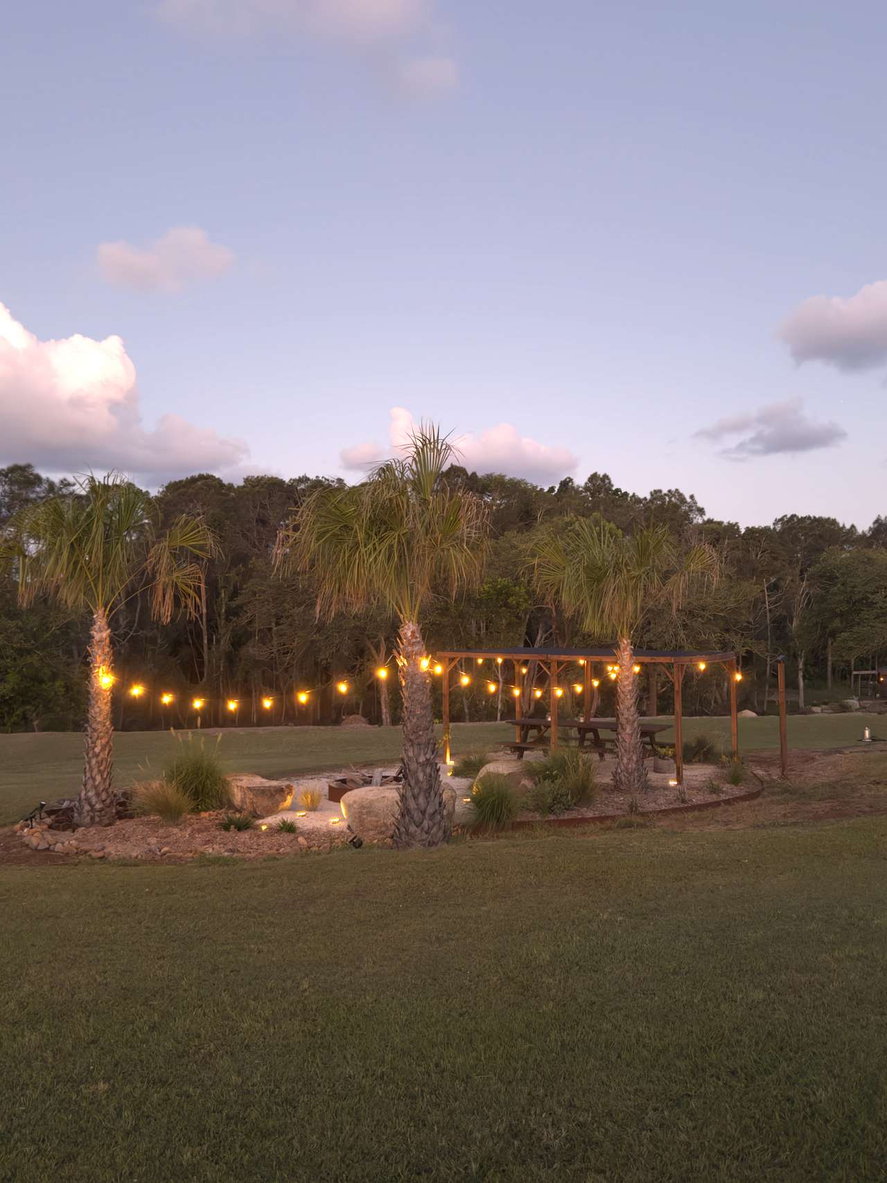 This is your cue to pour a drink and stay a little longer.