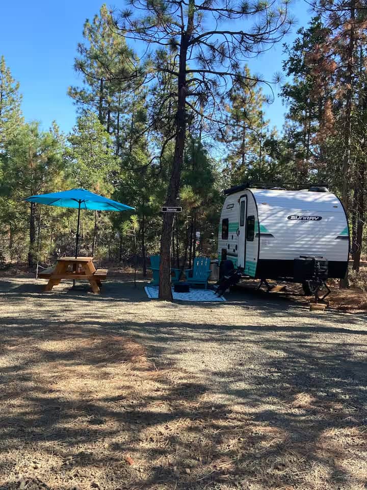 Starlit Glamping LLC