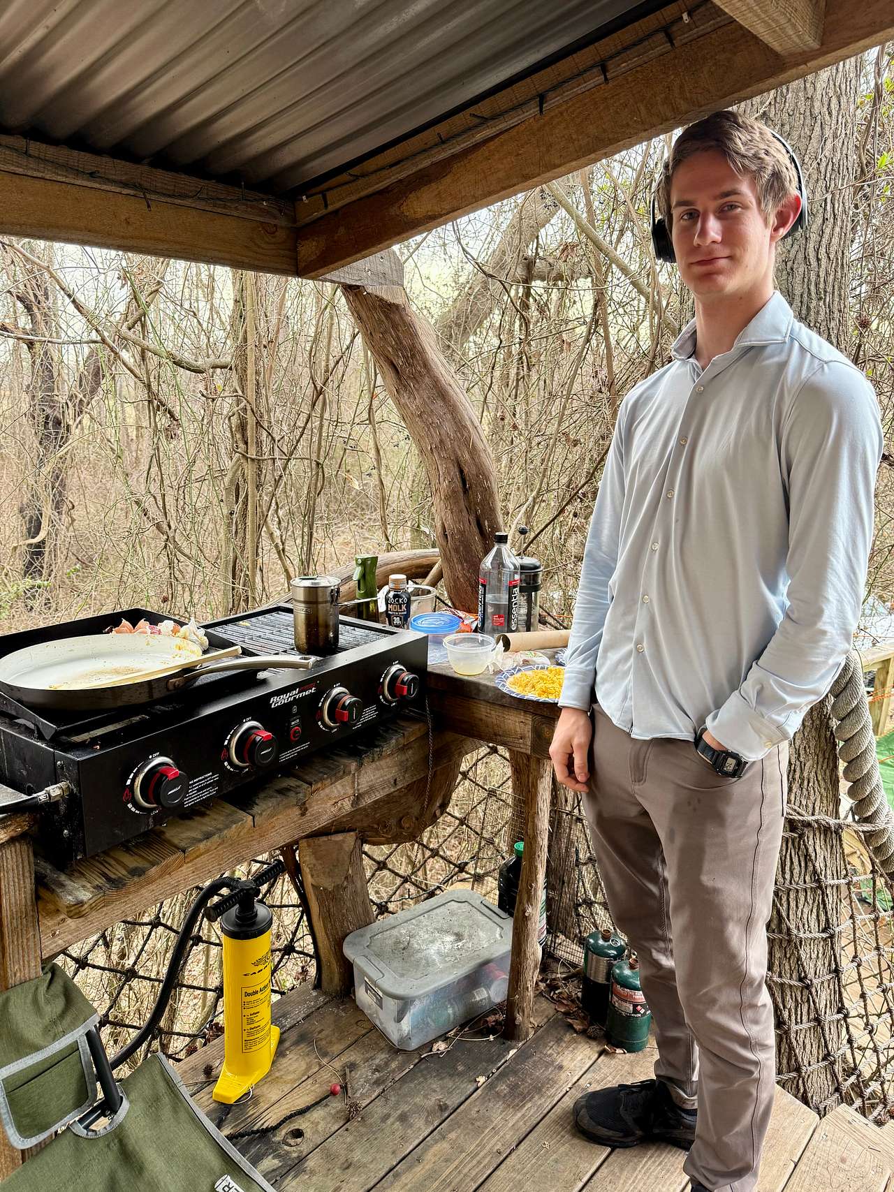Convenient set up for cooking breakfast 
