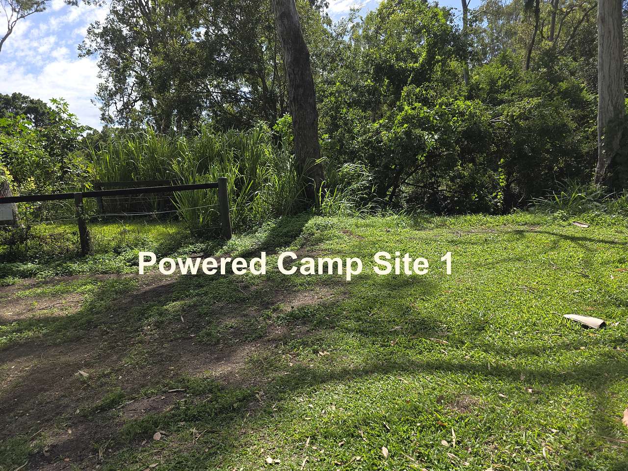 Relaxed Tamborine Village Farm Camp