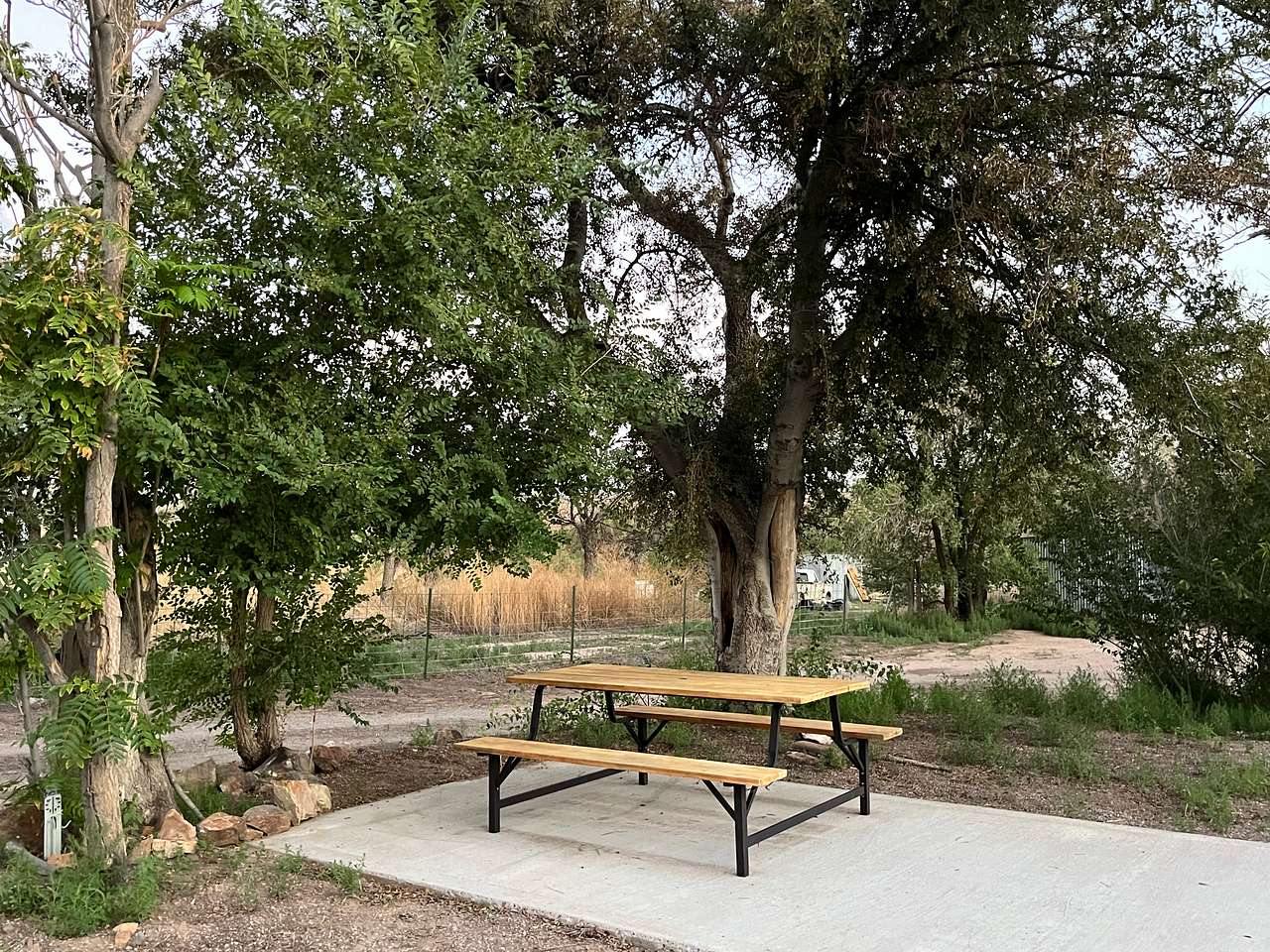 Bosque Del Rio Camp