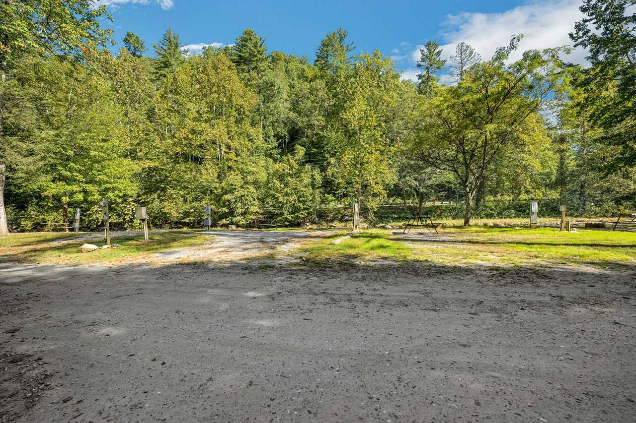 View more photos of Cherokee RV Resort