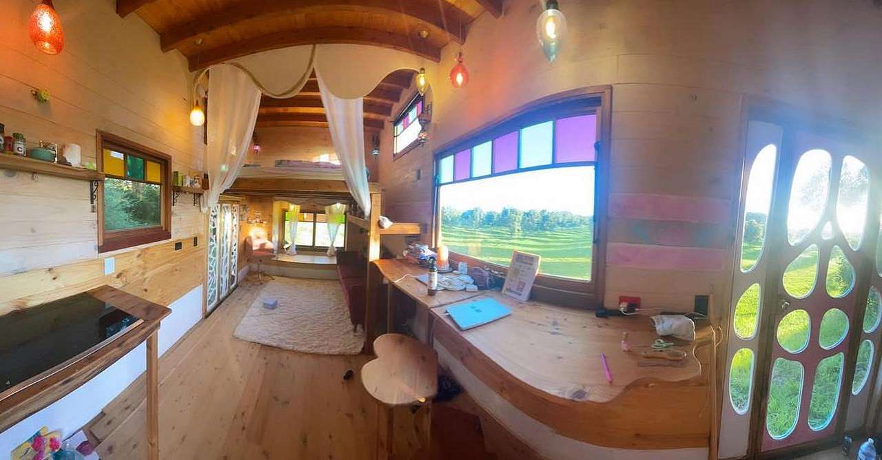 
Loft bedroom, study area