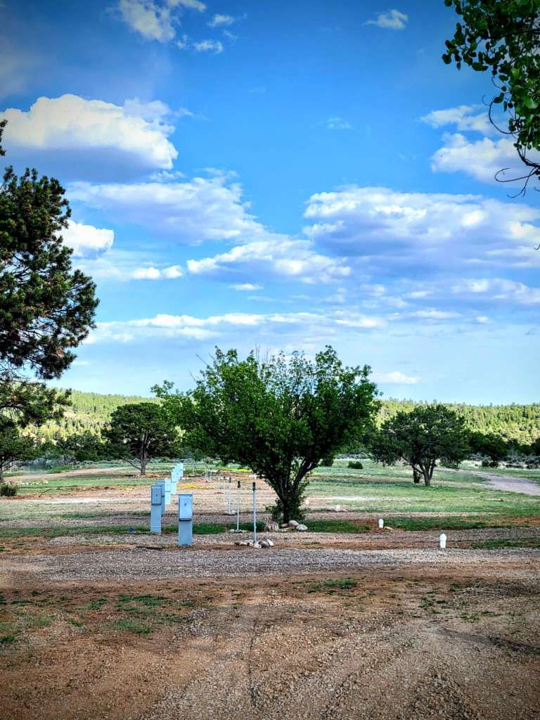 Stone House Lodge & RV