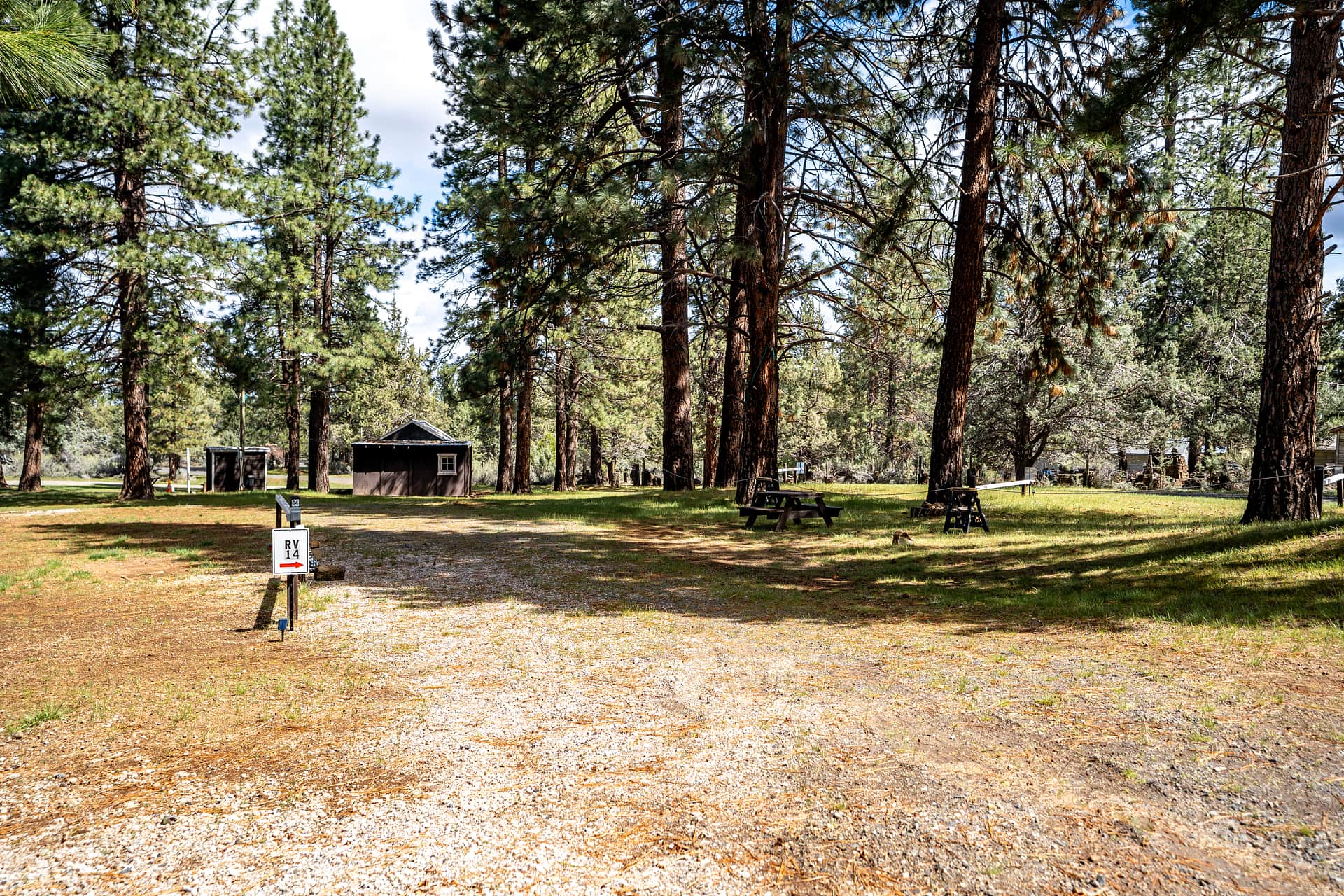 Hawk's Nest RV & Cabin Park