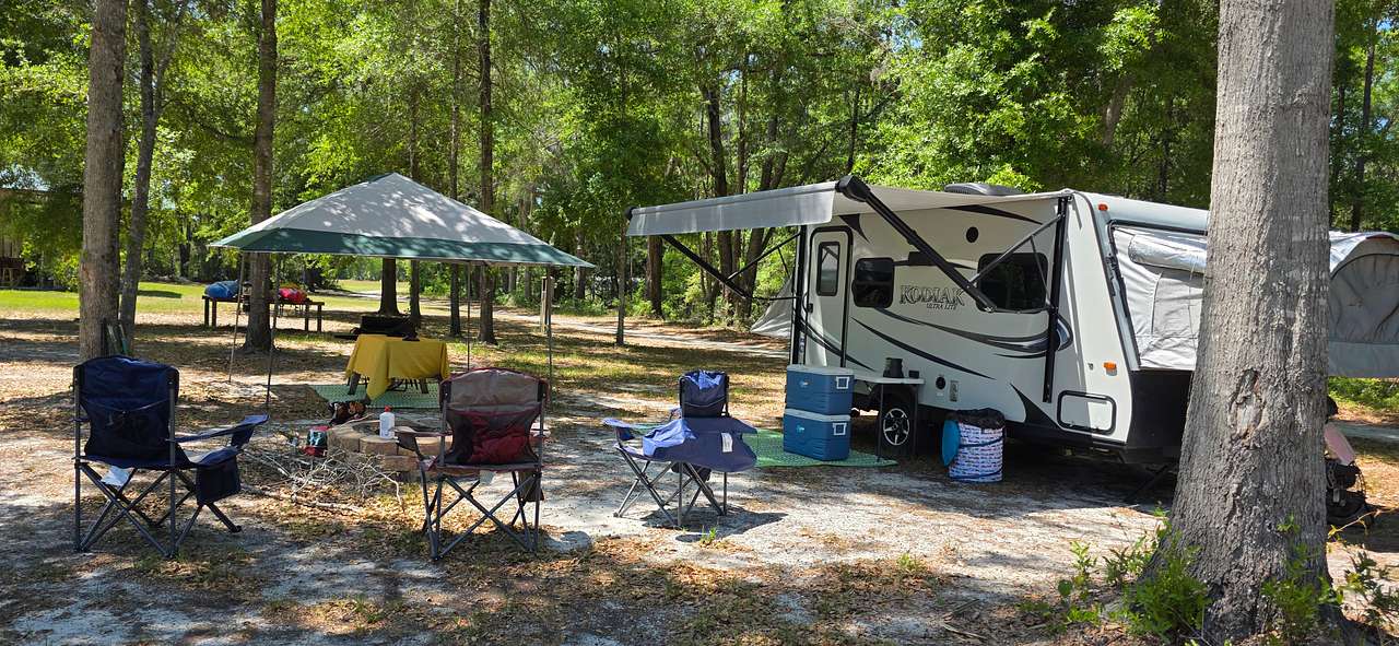 Two Larks Camp & RV