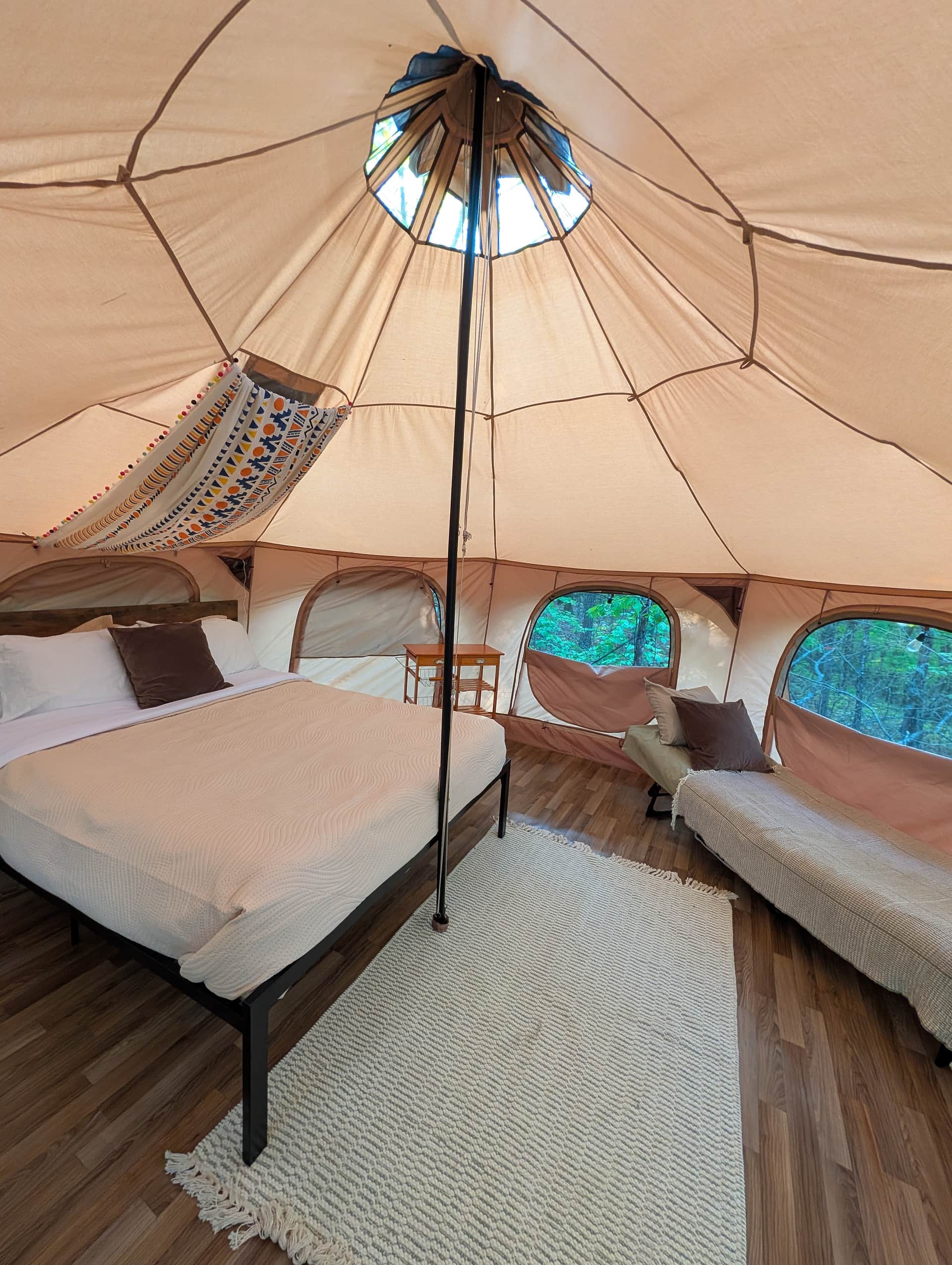 Skyline Glamping GeoDome