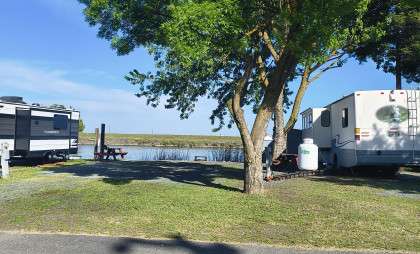 Unhitched Snug Harbor RV Park & Marina