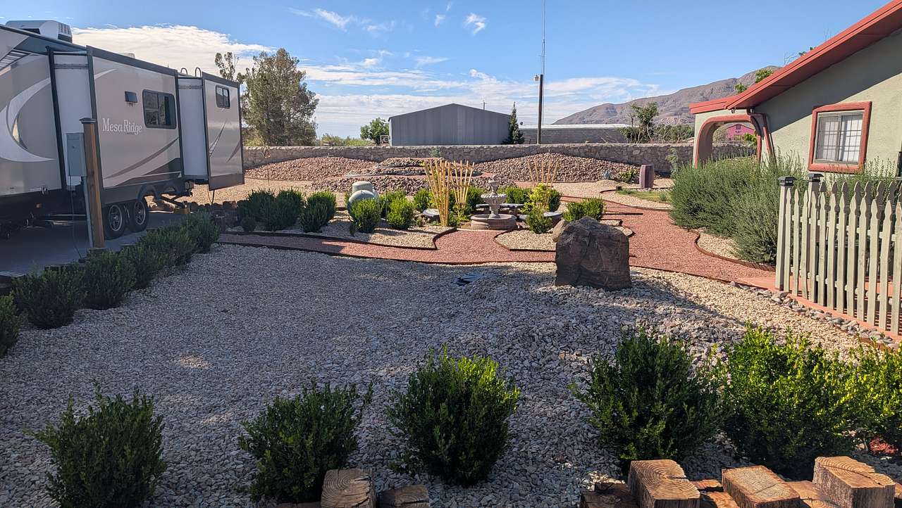 Desert Oasis next to State Park