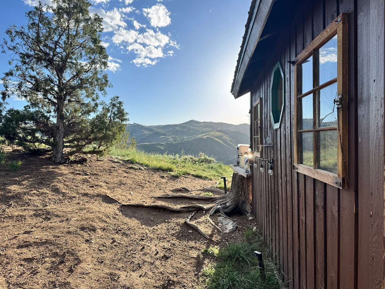 Little Cabin with a view