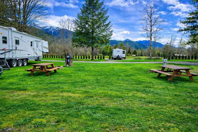 Skagit River RV and Camping