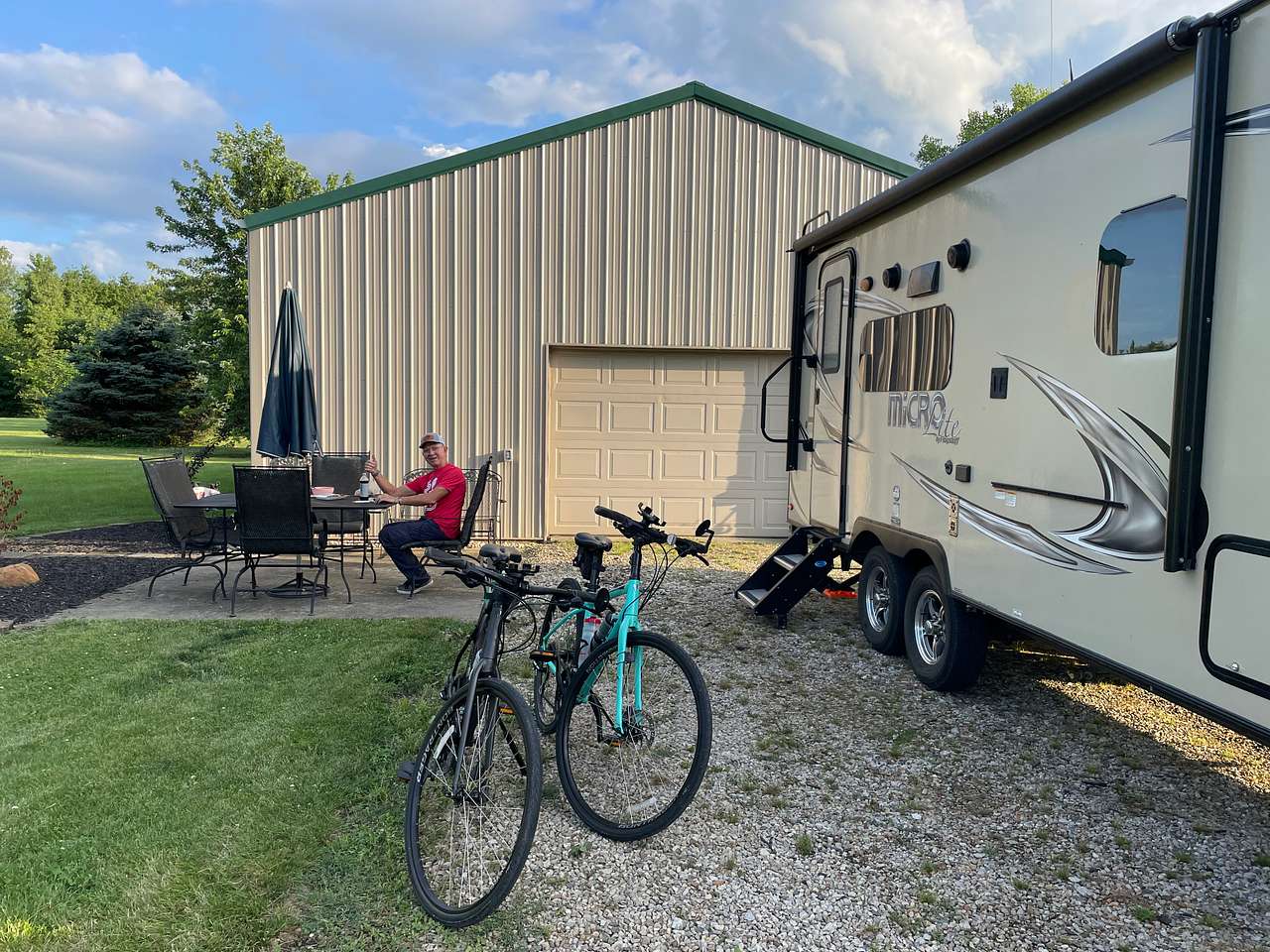 Relaxing after a 430 mile day on the road. 