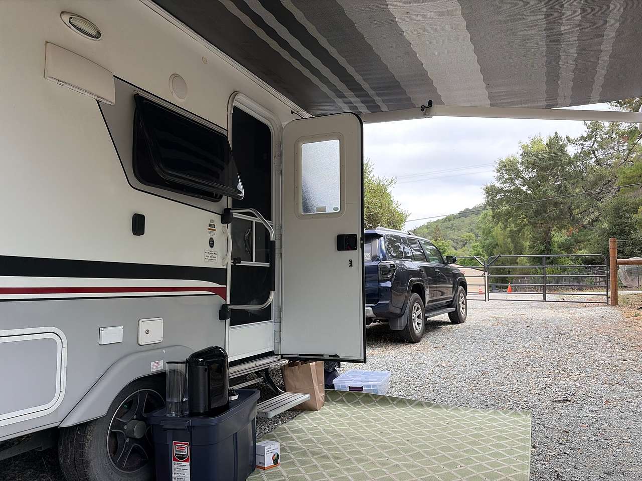 Backed up into the gate and set up. Easy peasy. 