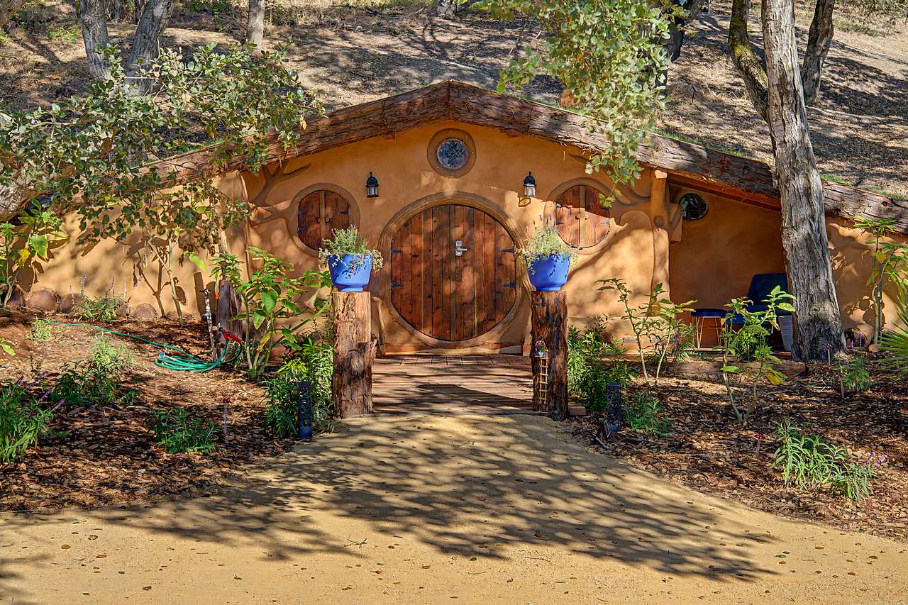 The Hobbit Hideout