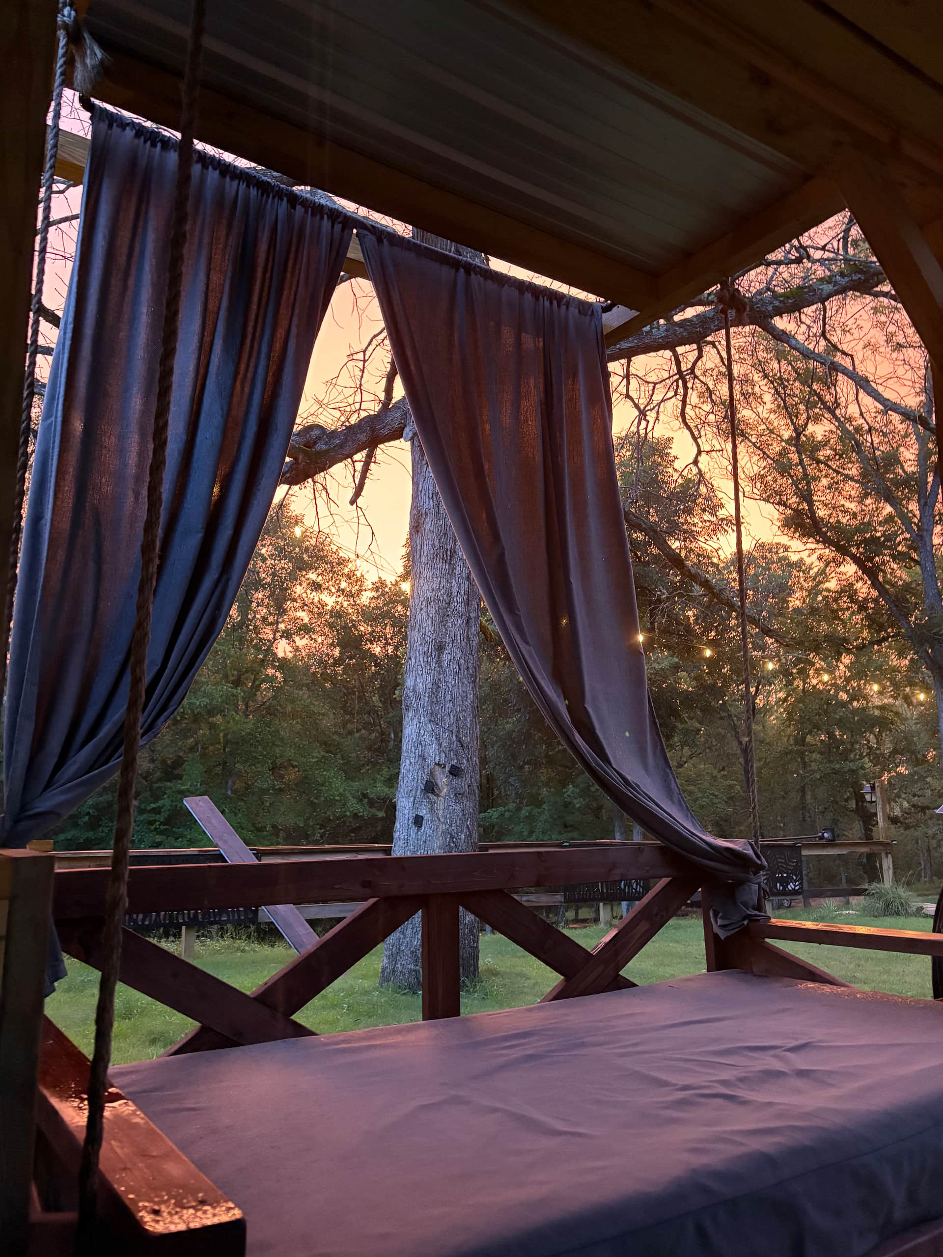 Von's Guest Camp Retreat