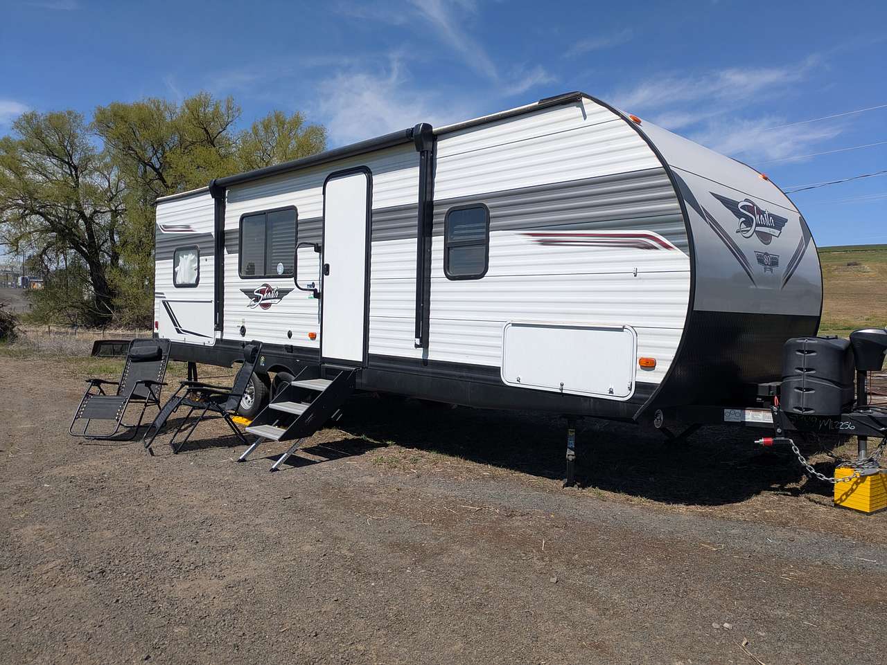 Long Table Camping & Lodging