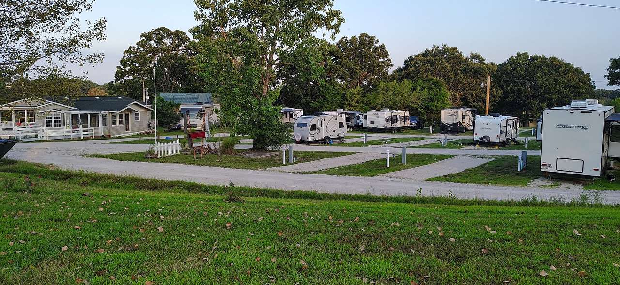 View more photos of Lamplight RV Park