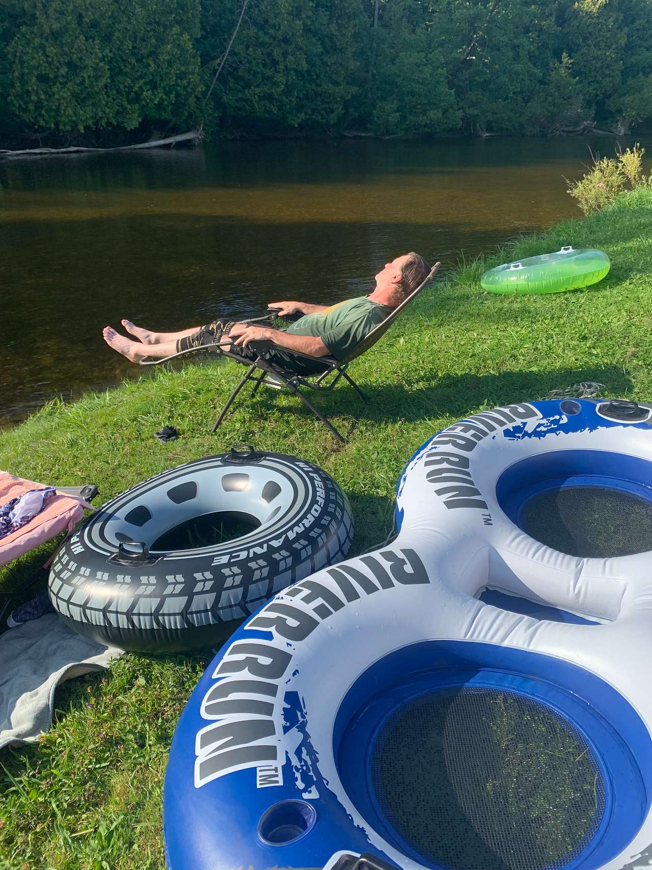 Fun Time tubing down river 
