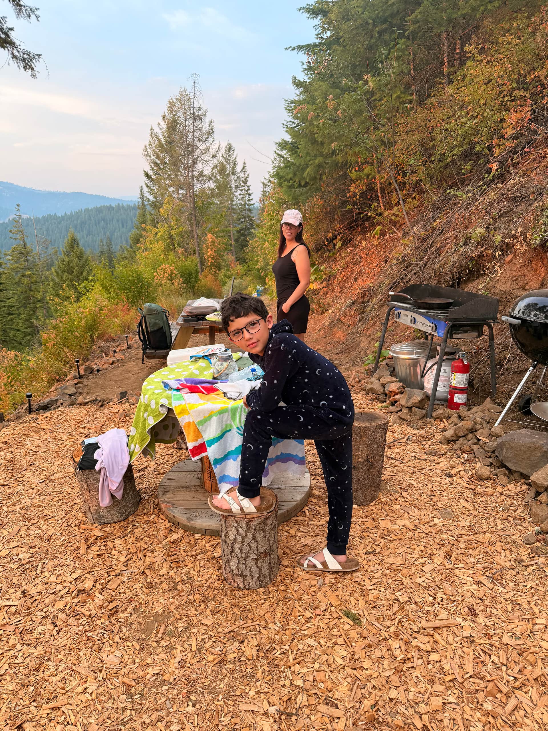 The bark outside the tent really helped reduce the dust that can easily kick up at a campsite. This helped keep out area clean & dust free around our gear. 