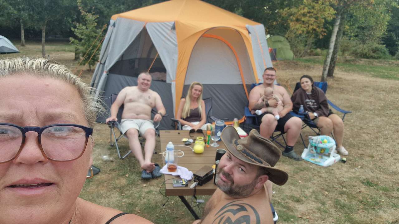 Glan Y Mor Camping