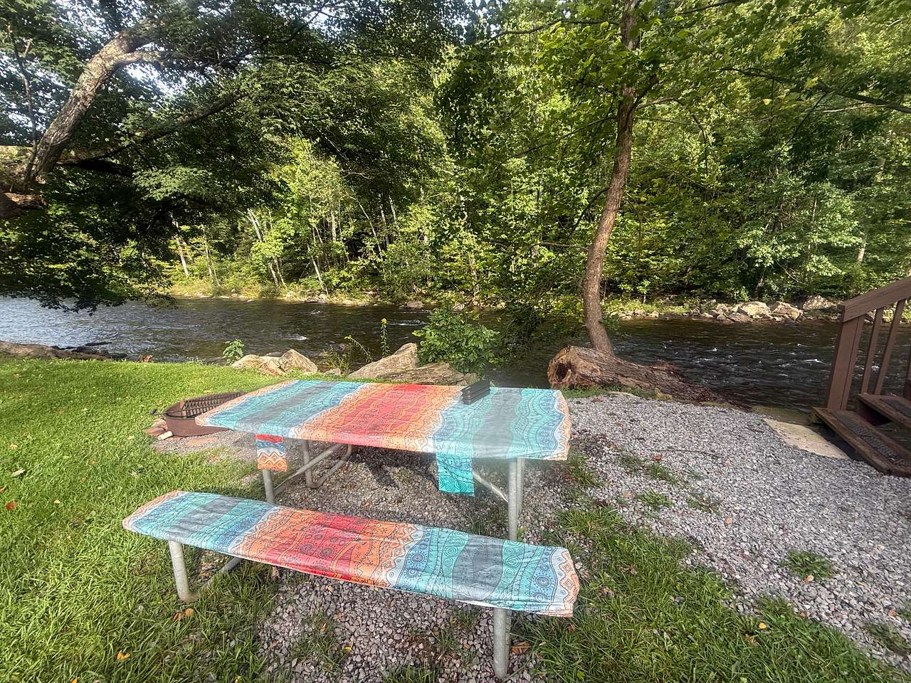 Revelle's River Resort