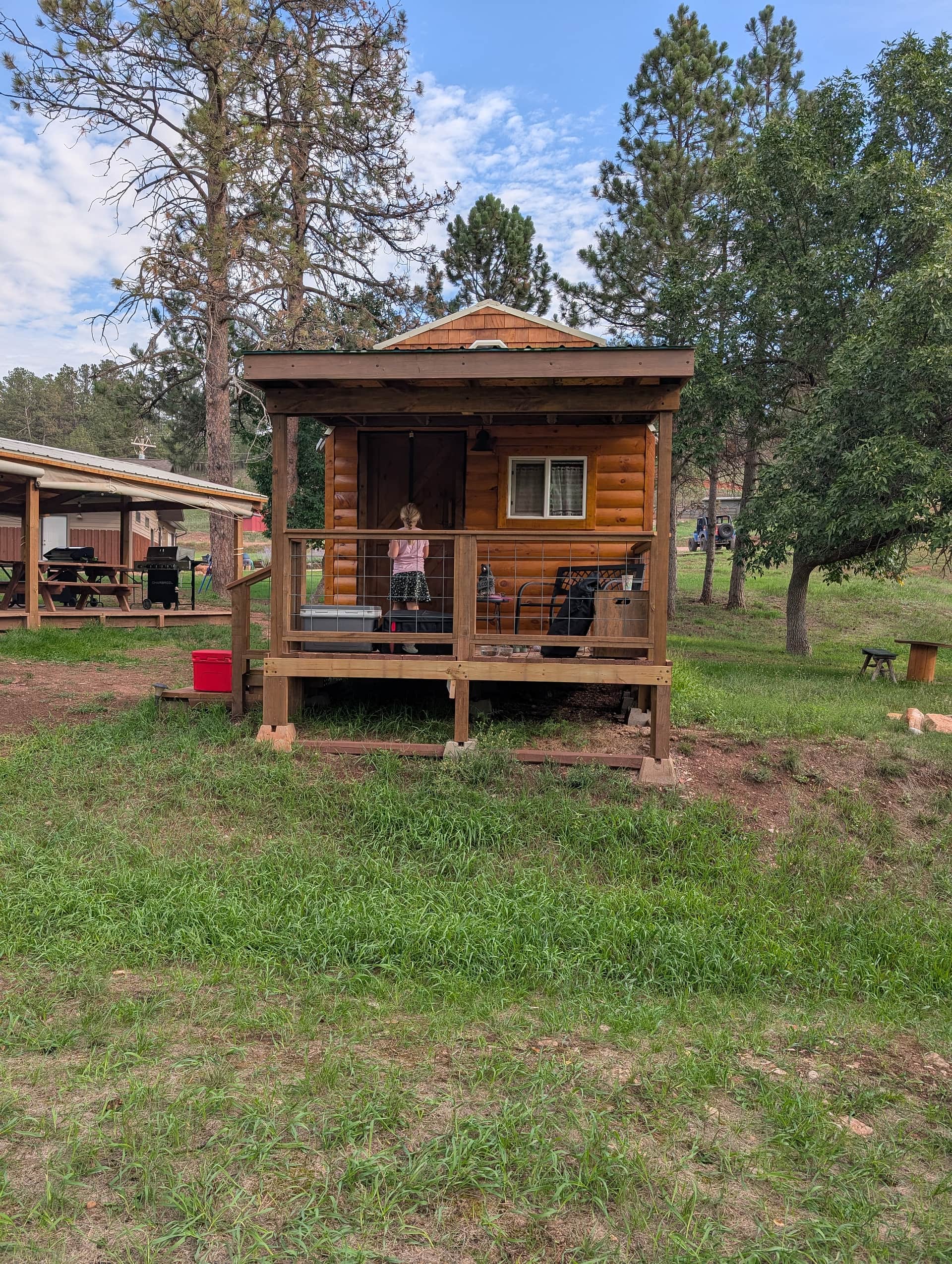 Bear Den Cabins & Camp