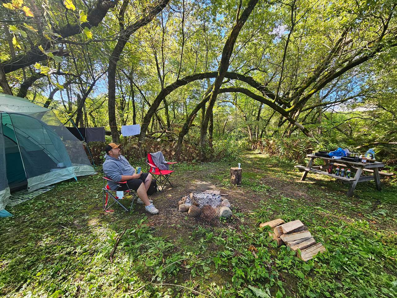 La Nation BedROCK 🤘 🏕️🔥🌲