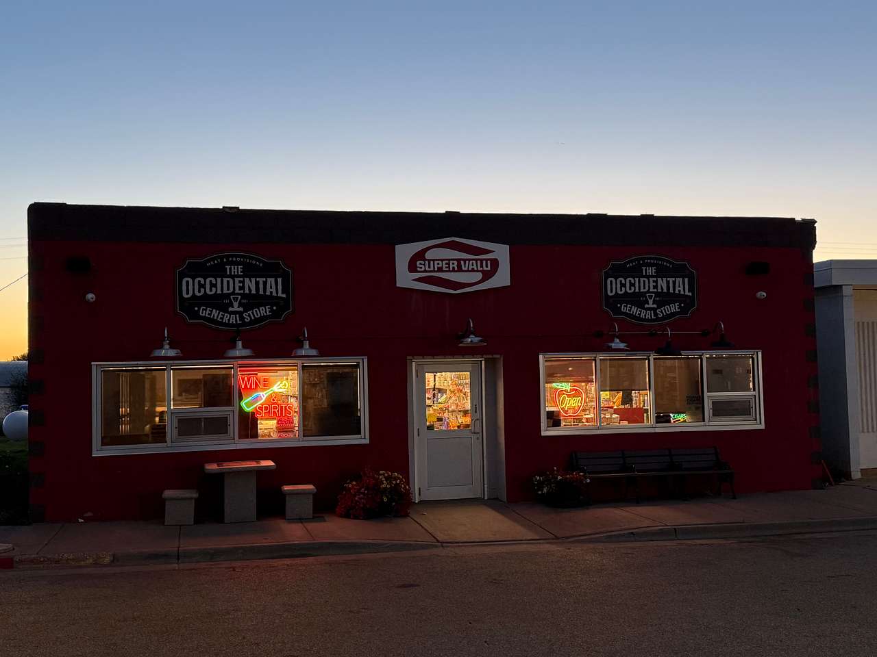 The Isabel grocery store is a great place to shop.