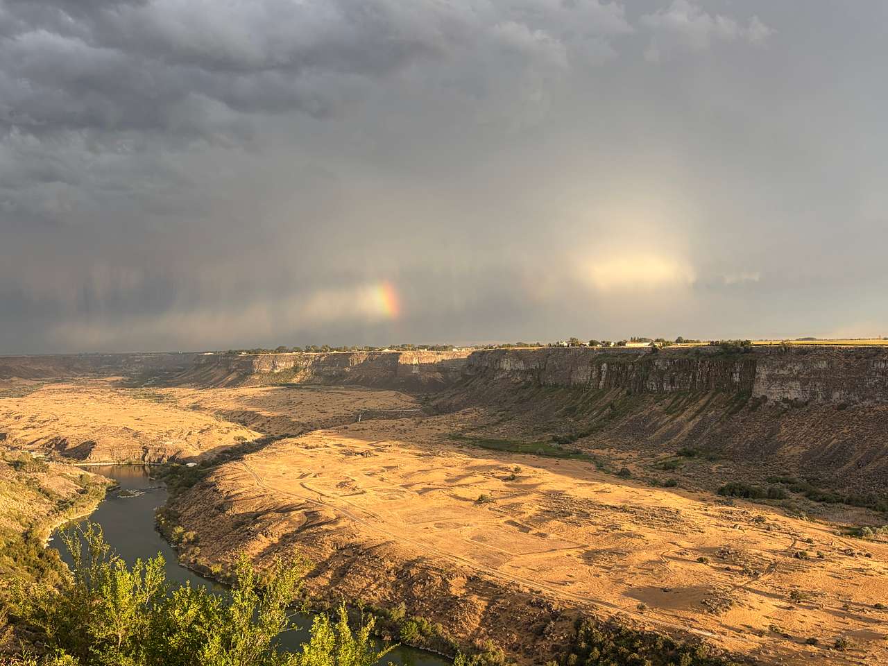 Snake River Canyon Views
