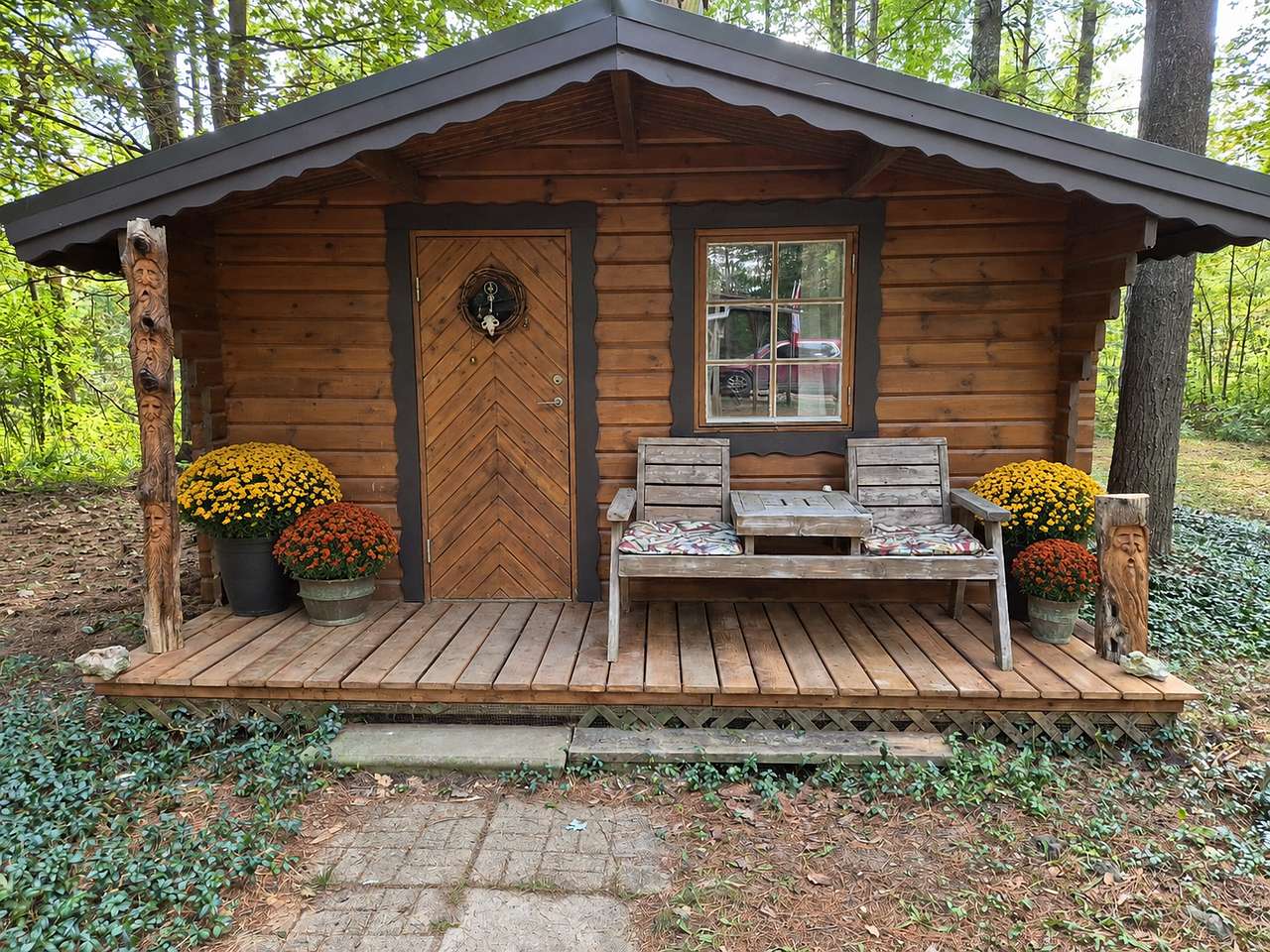 Raven Hollow - Woodland Retreat