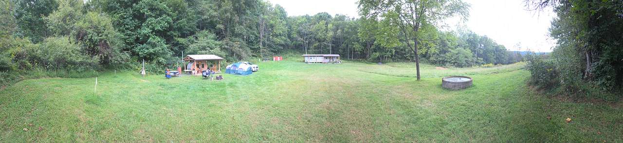 Camper, AC, Hot Shower, Firewood