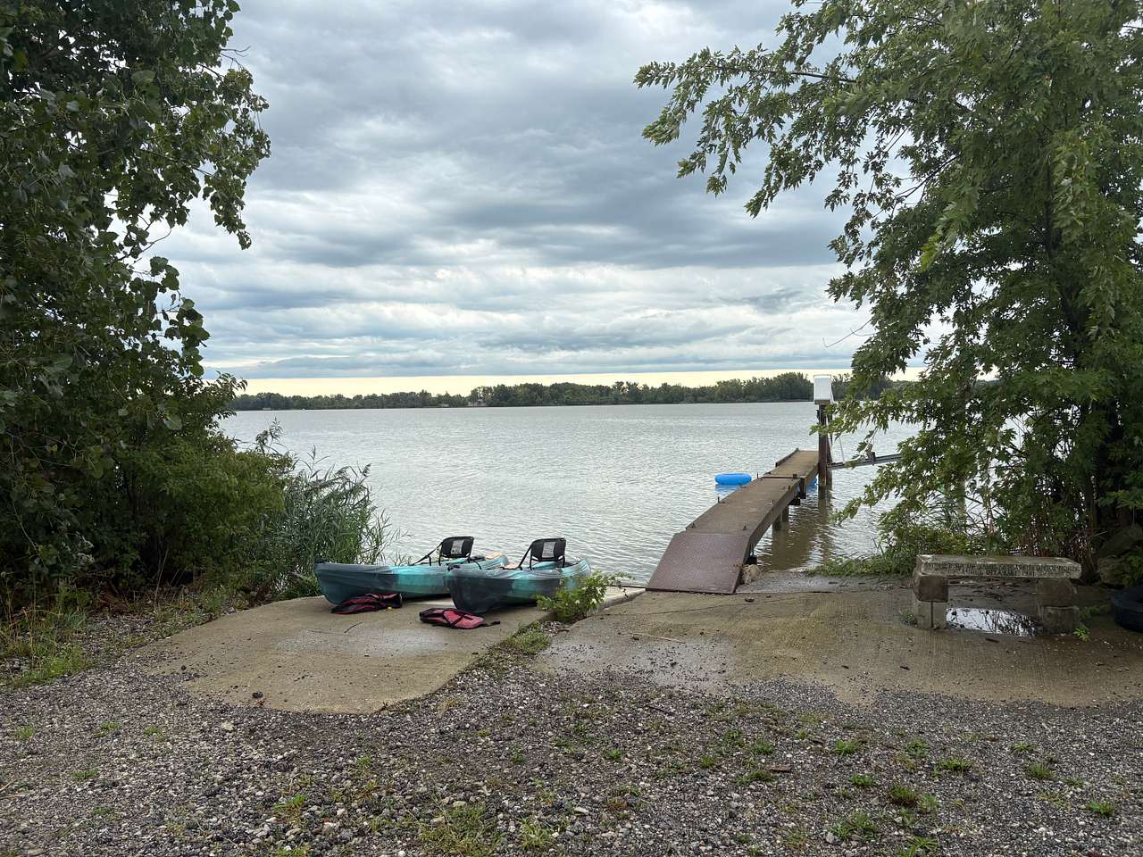 Riverside Camping