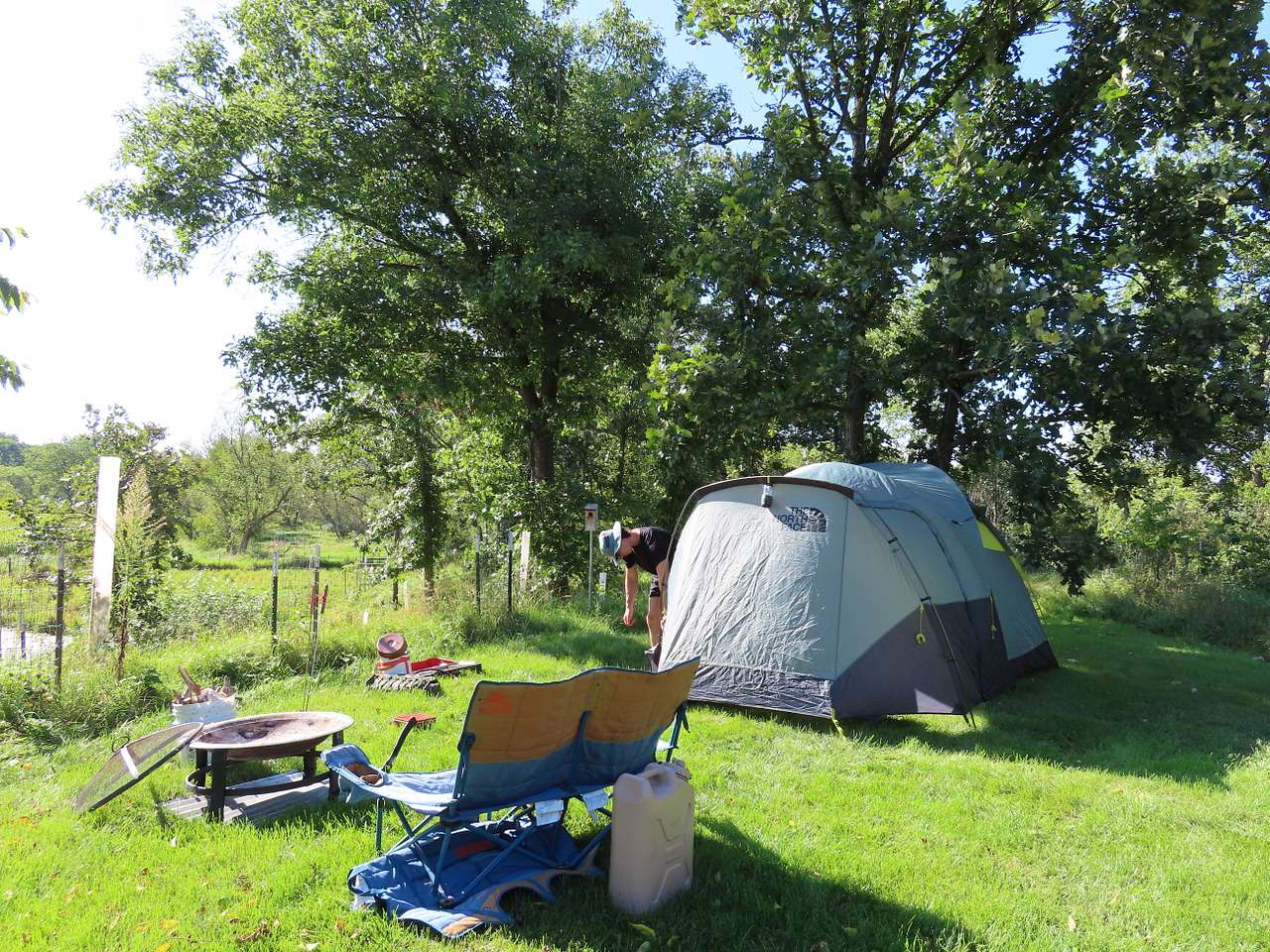 Circle M Farm Stay: Camp or Glamp