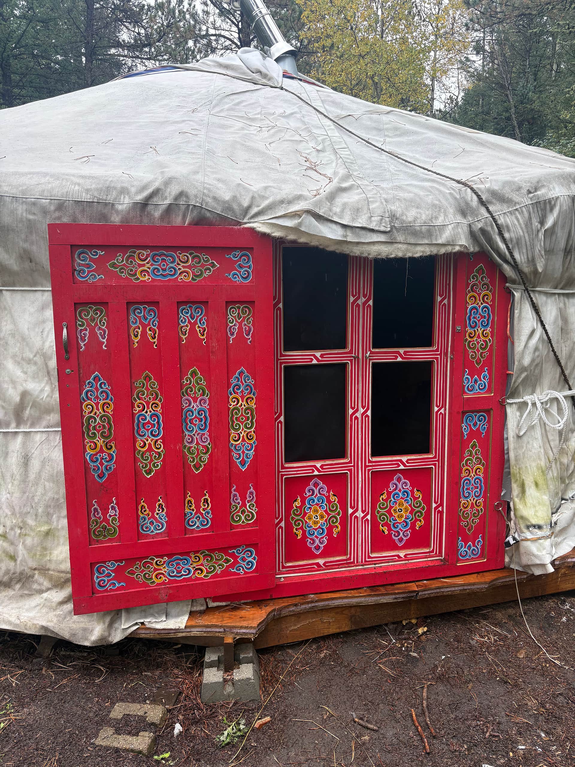 Western entrance to Yurt