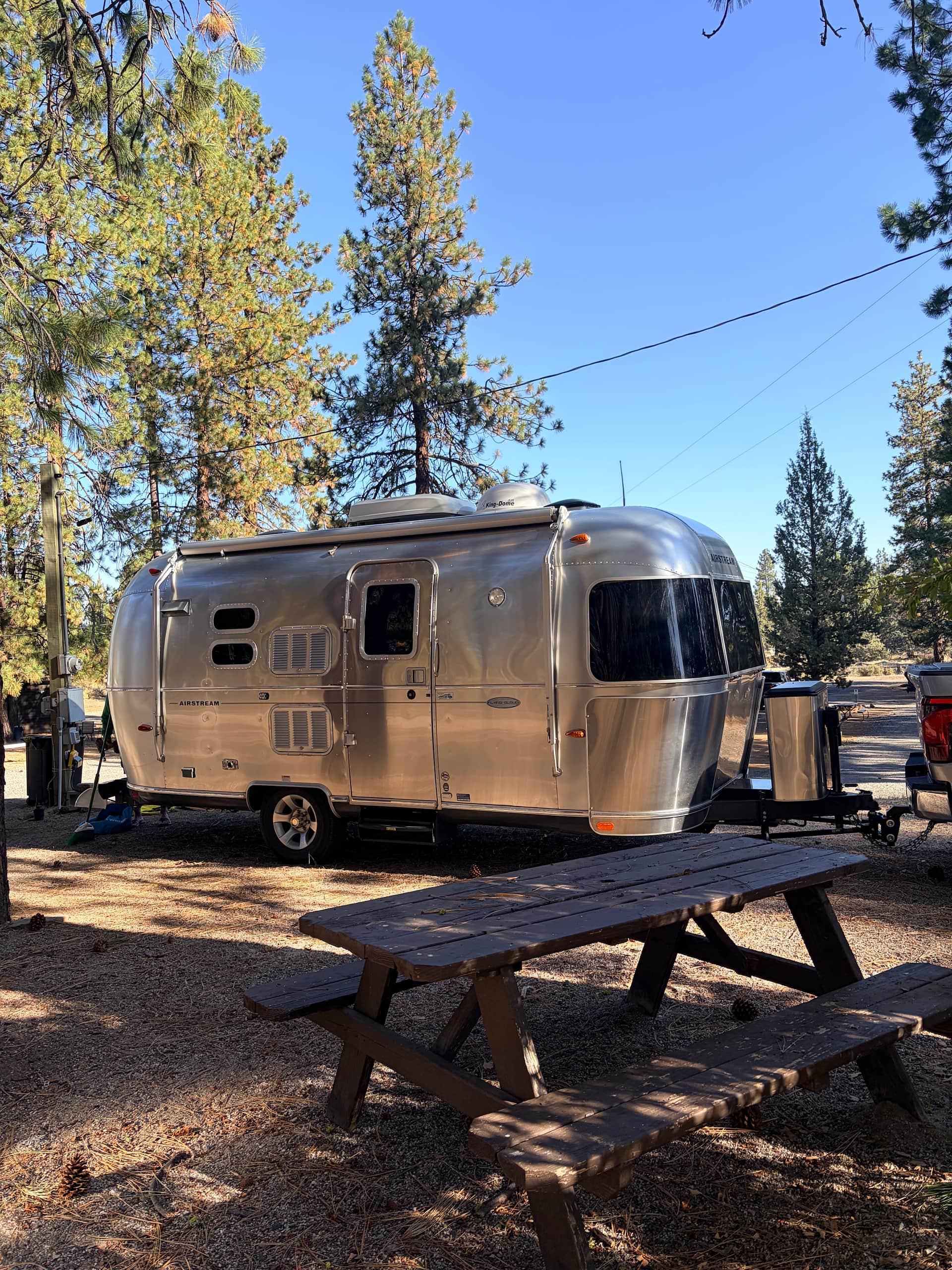 Hawk's Nest RV & Cabin Park