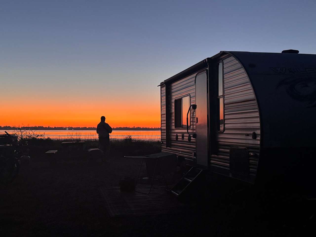 Unique Bay Front Camping - RV ONLY