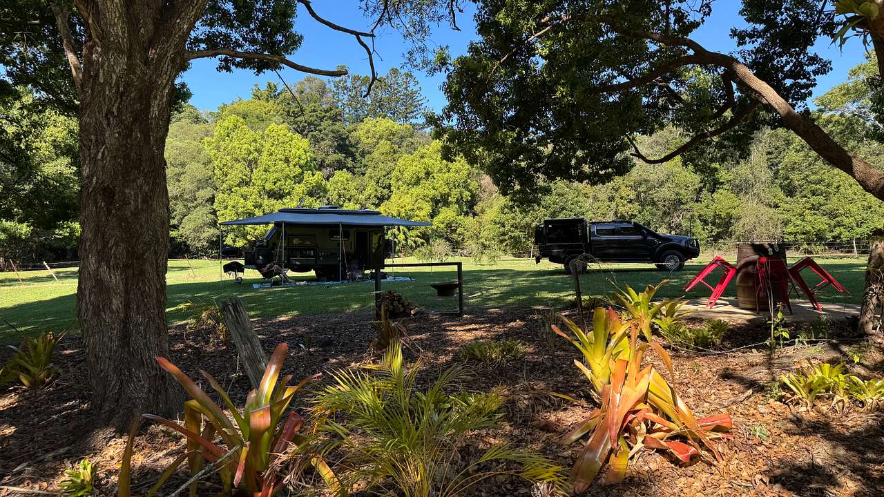 Hills on Lawnville