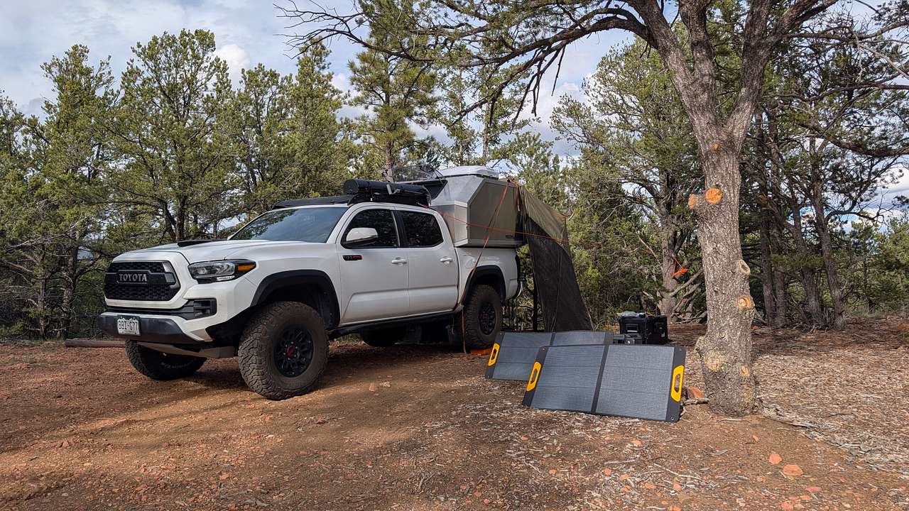 Santa Fe Treehouse Camp & Wilderness Preserve