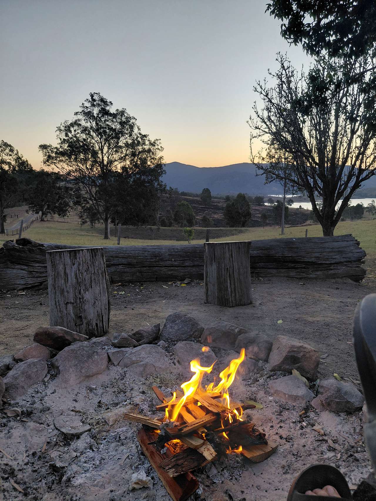 Easy to access and enjoy the fire