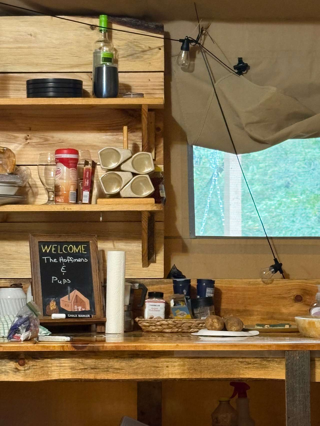 Kitchen area