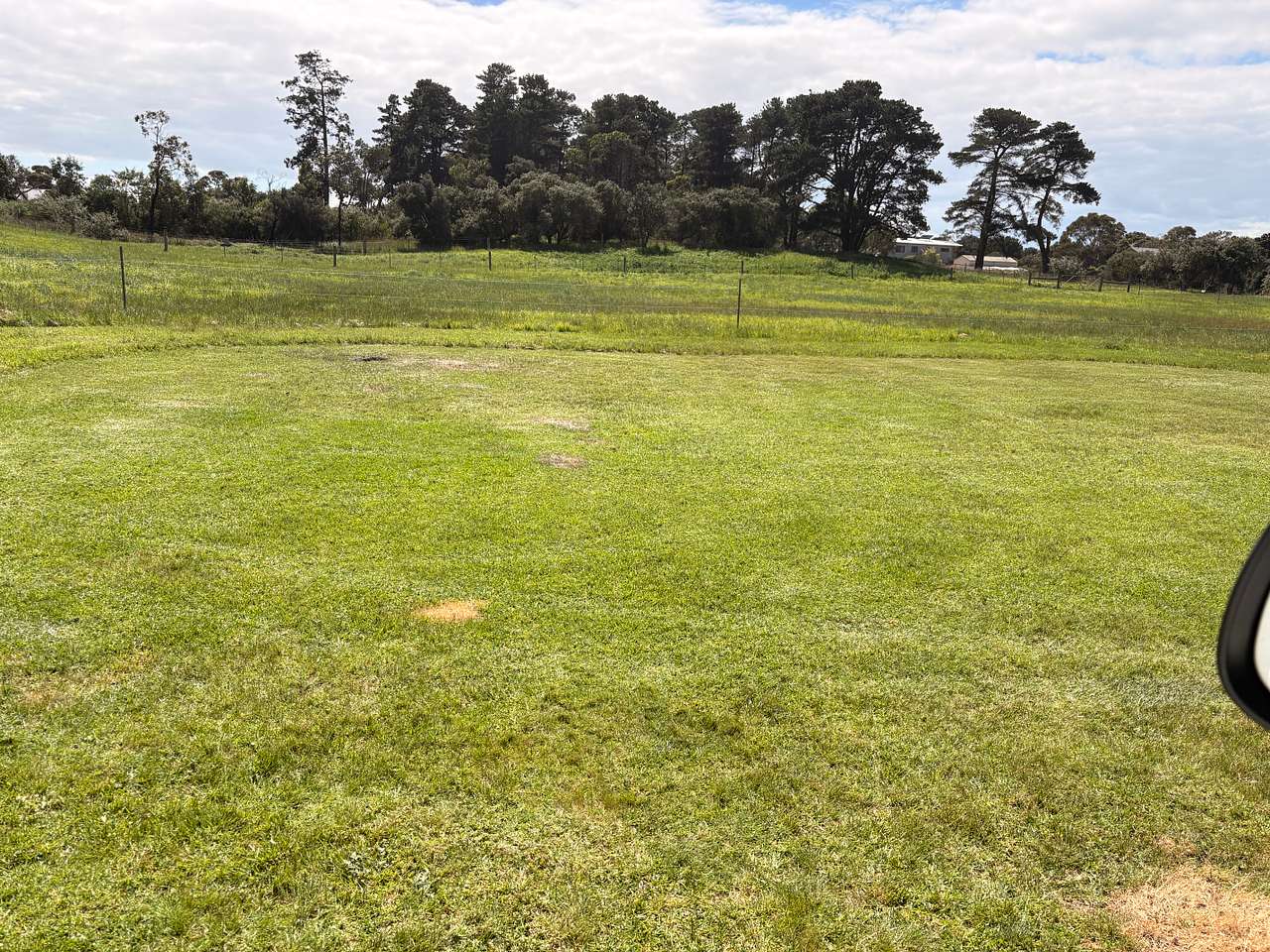 Shacks at Kardella Park