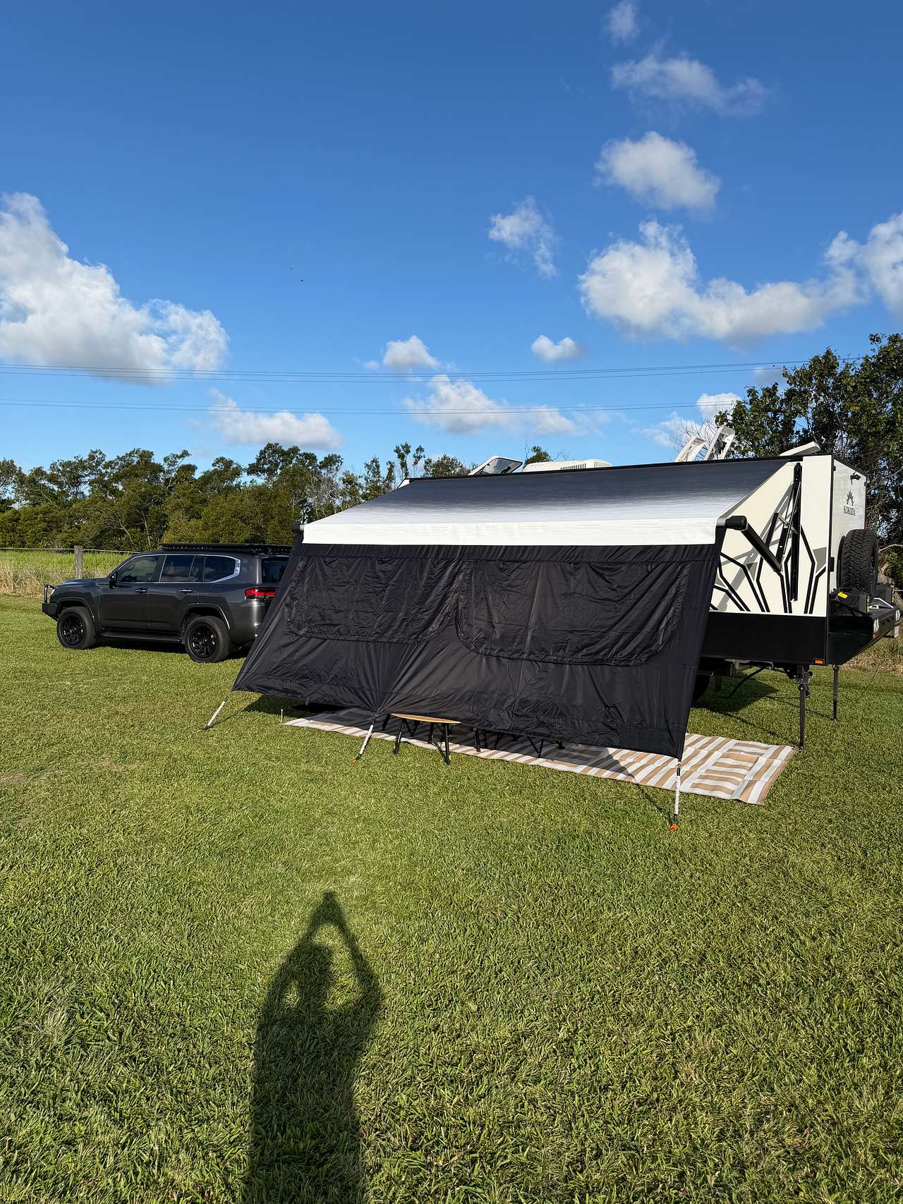 The River Shed - Camp Stay